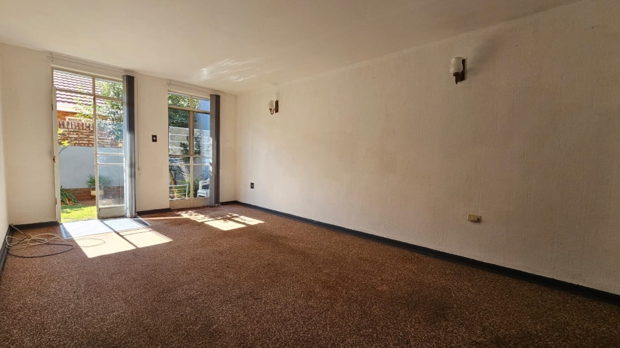 2 Bedroom Property for Sale in Potchefstroom North West